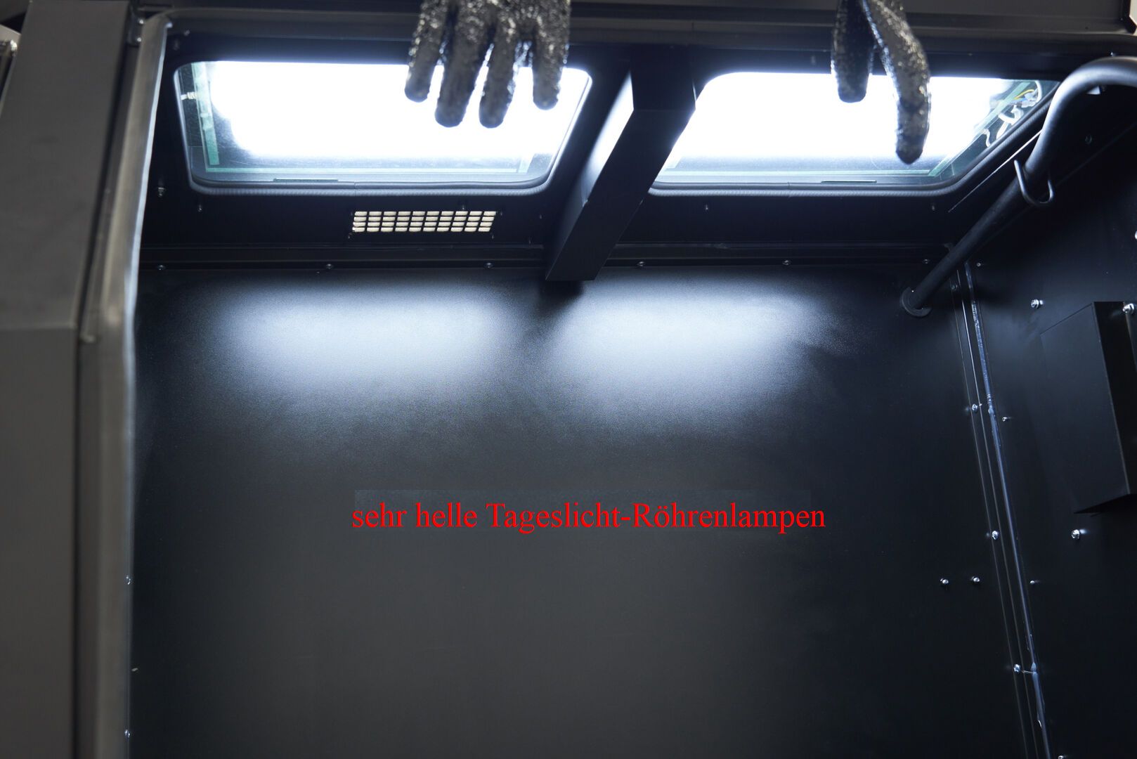 hbm-sbc-990-hoge-druk-straalcabine-met-2-afzuigers_34_nr9885