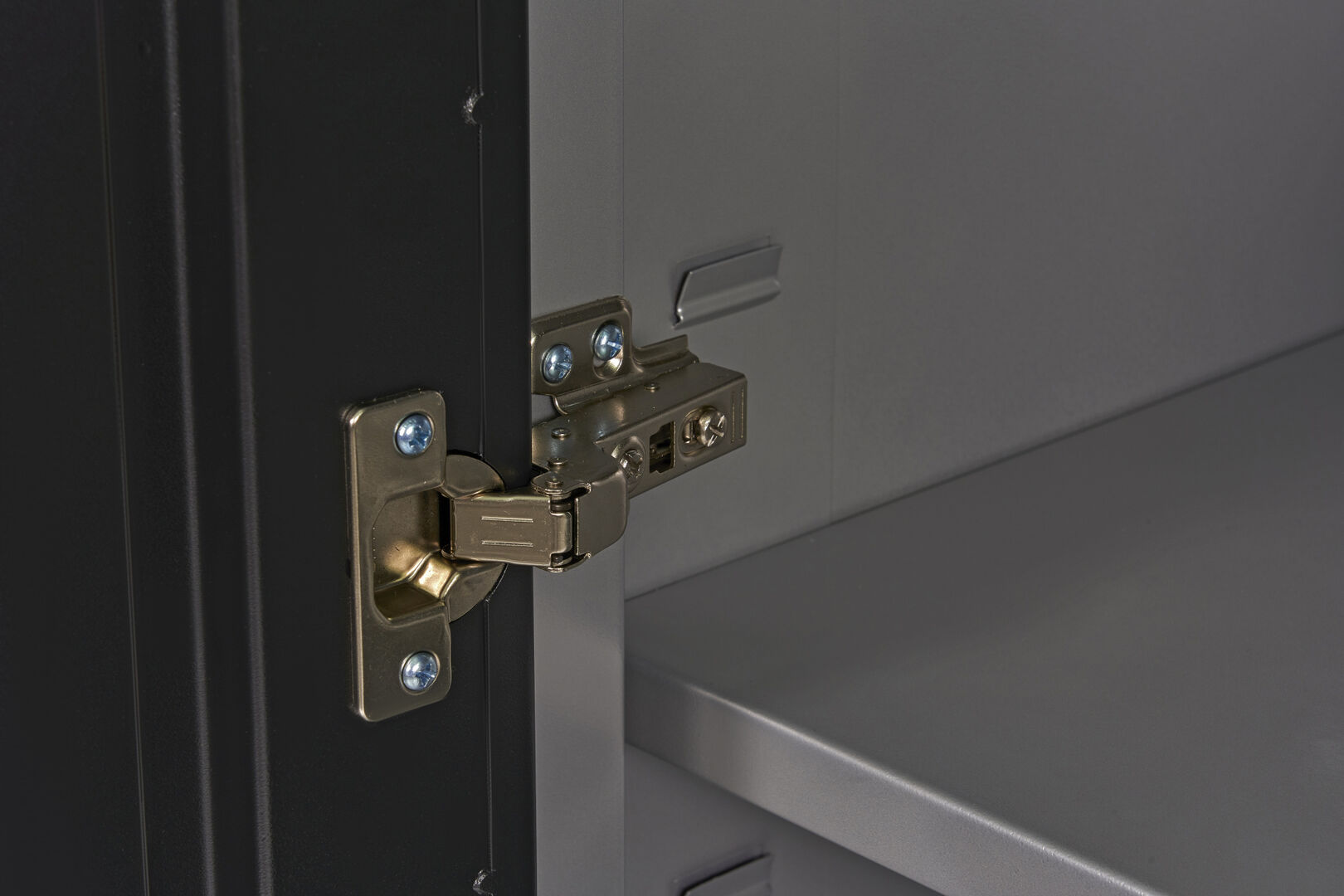 hbm-deluxe-professionele-gereedschapskast-met-deuren-voor-werkplaatsinrichting_7_nr10067