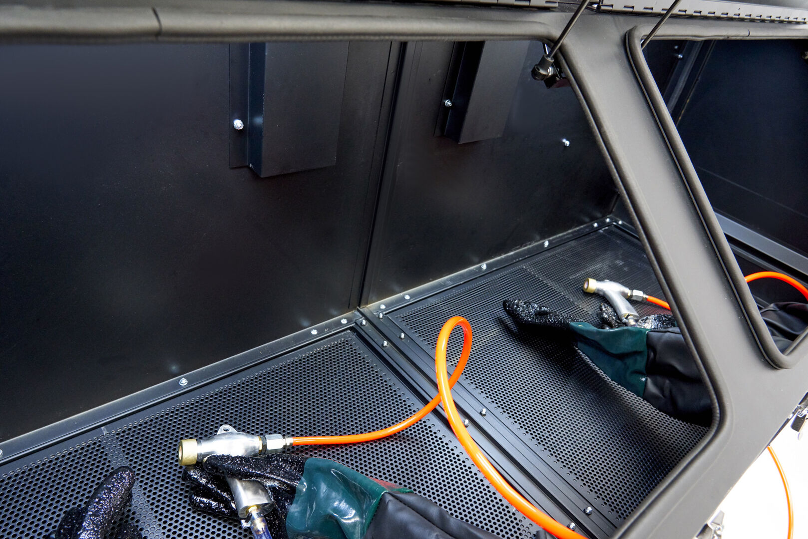 hbm-sbc-880-dubbele-straalcabine-met-2-afzuigers_34_nr9887hJuCN79aPUJ7k