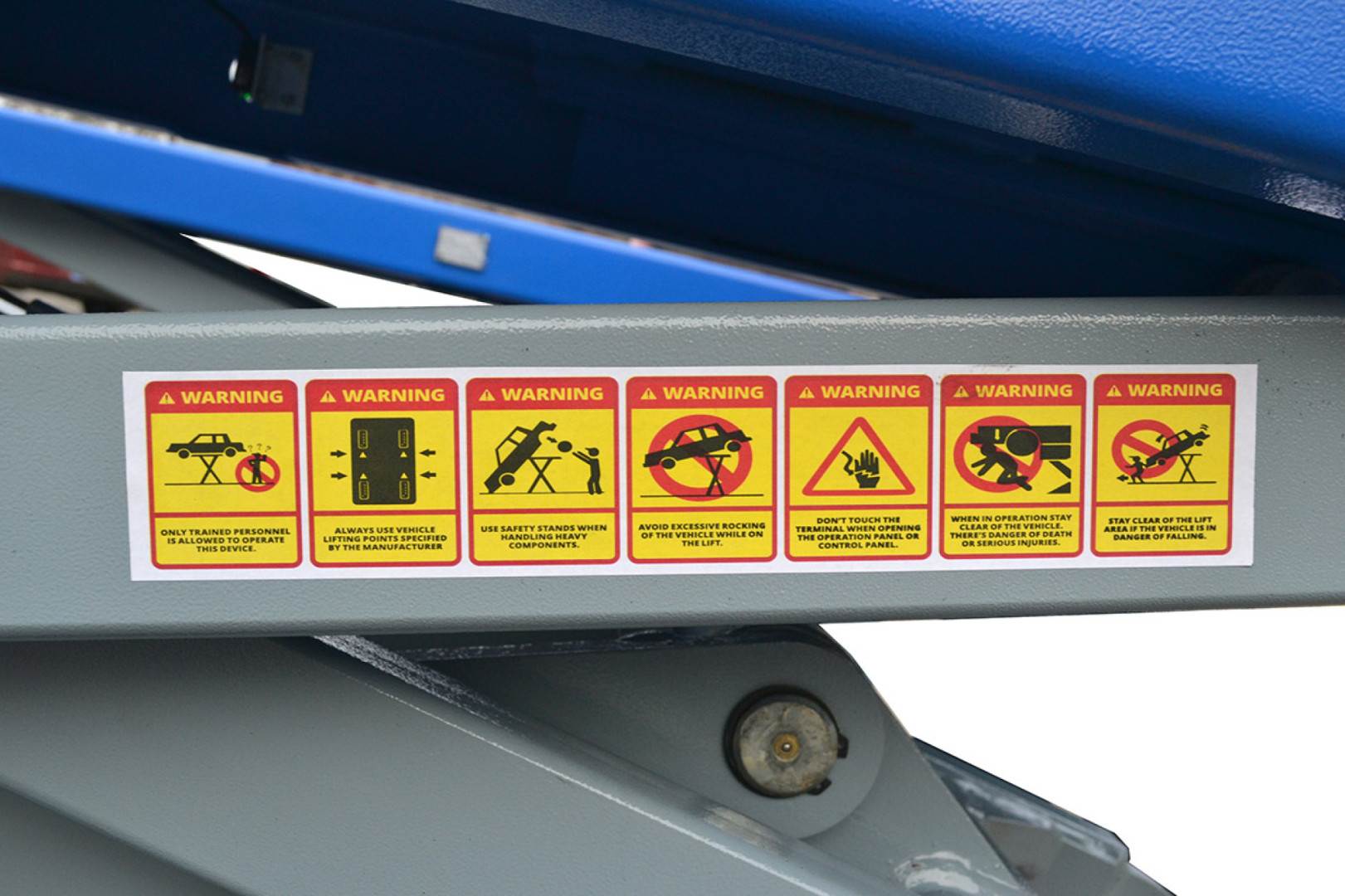 hbm-inbouw-hydraulische-schaar-hefbrug-met-pneumatische-ontgrendeling-5500-kg_8_nrKH13093CylYU85R6pM5o