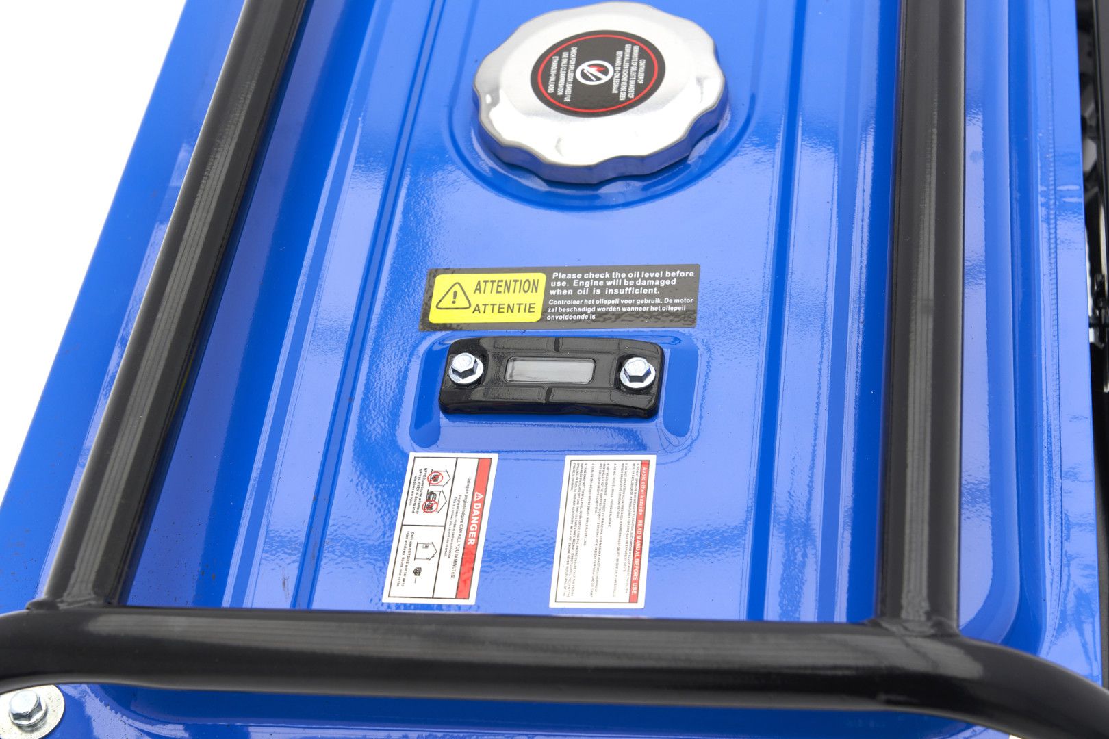 hbm-3000-watt-generator-aggregaat-met-208cc-benzinemotor-2x-230v_9_nrH130432DDLI3W7xxEu2B