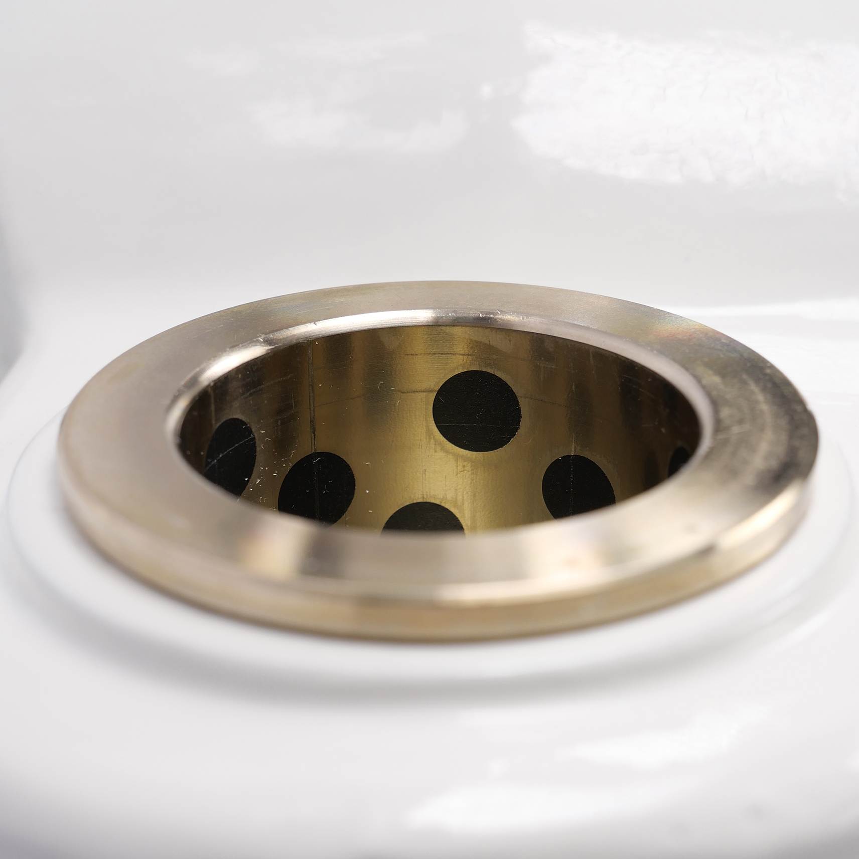 TME16-8FA9vl1CzgJ9Ku