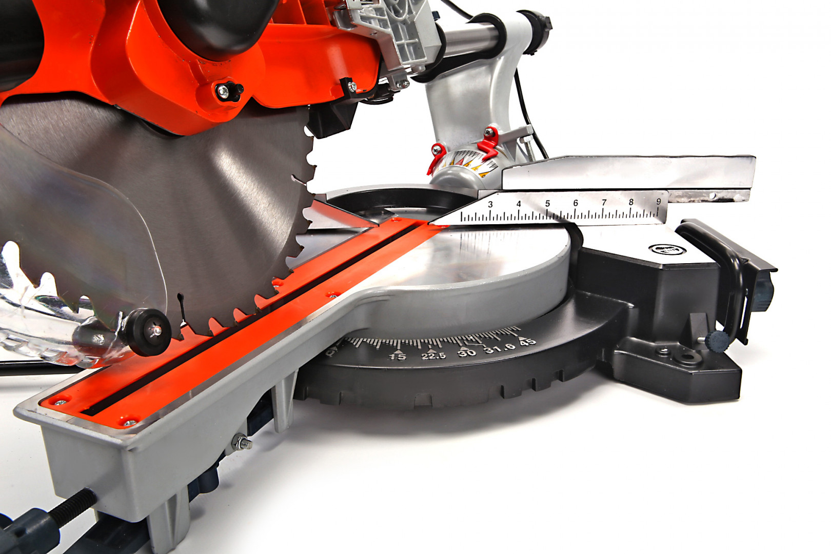 hbm-90-x-340-mm-radiaal-afkort-en-verstekzaagmachine_3_nr9995