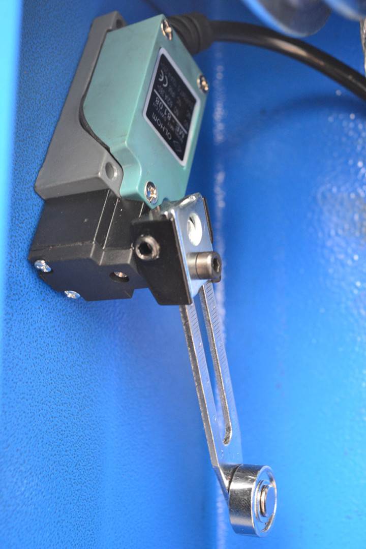 hbm-professionele-2-koloms-hydraulische-hefbrug-4-ton_7_nrKH13094Kjfydf09kvkXm