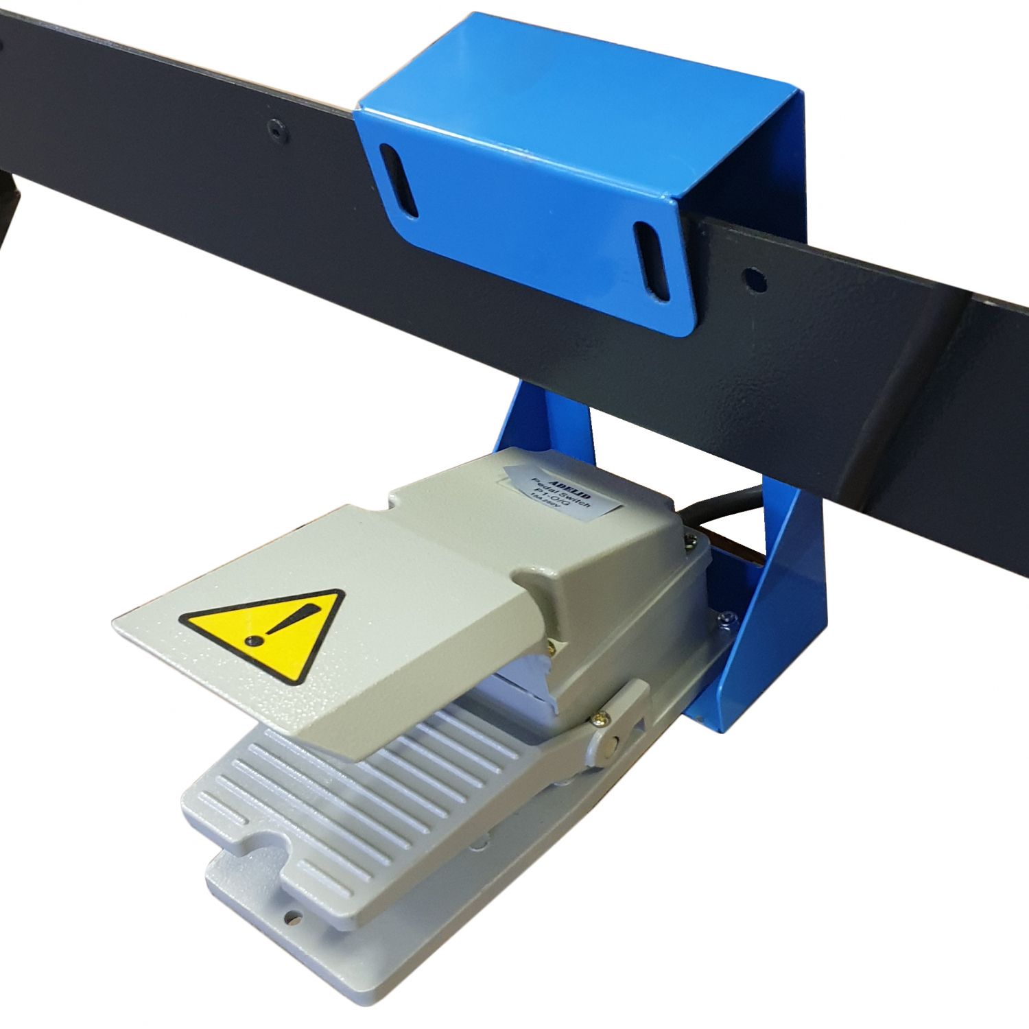 sandblasting-cabinet-350l-with-cyclone-and-pressure-pot-5