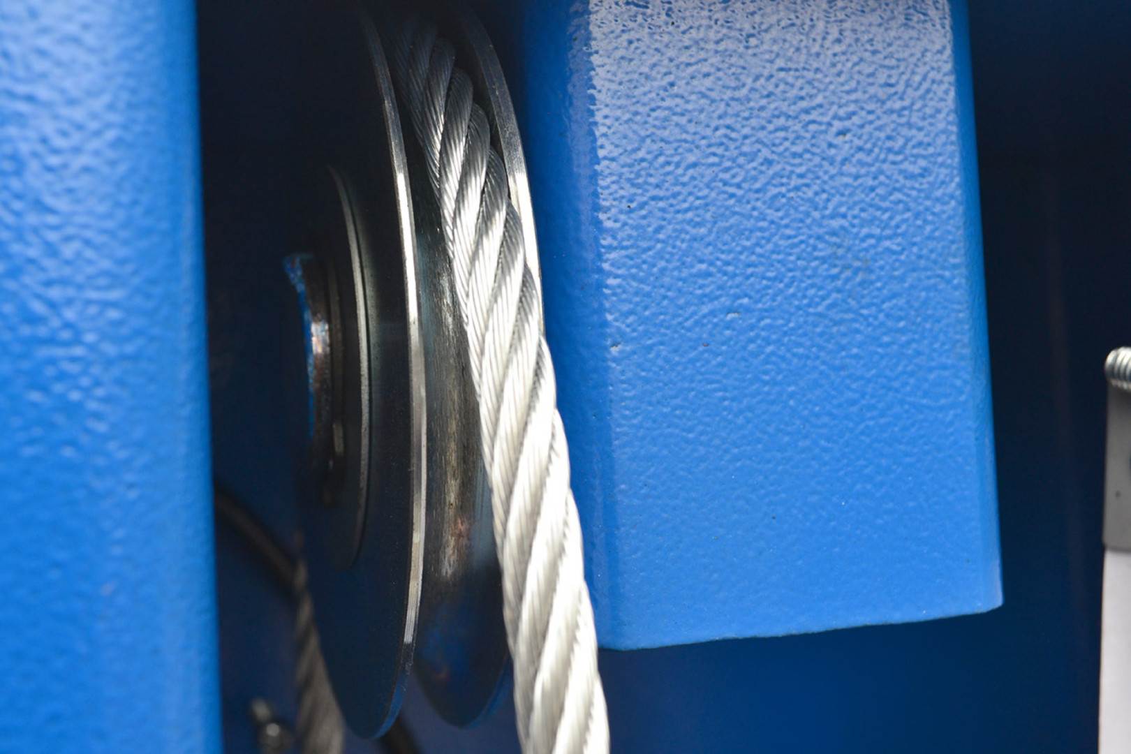 hbm-professionele-2-koloms-hydraulische-hefbrug-4-ton_9_nrKH13094WTuJrxdtQ0xot