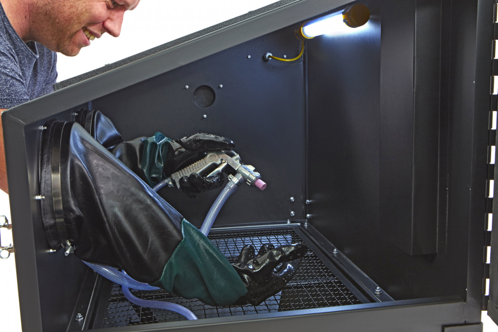 hbm-sbc-220-straalcabine-met-afzuiging-zwart_4_nr8971