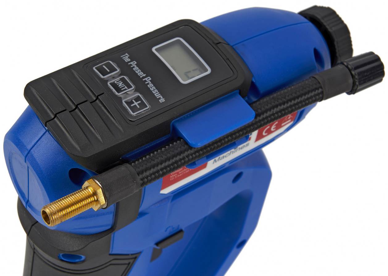 hbm-108-volt-compressor-op-accu-met-toebehoren_7_nr9836Ro3iTHs3pbJEe