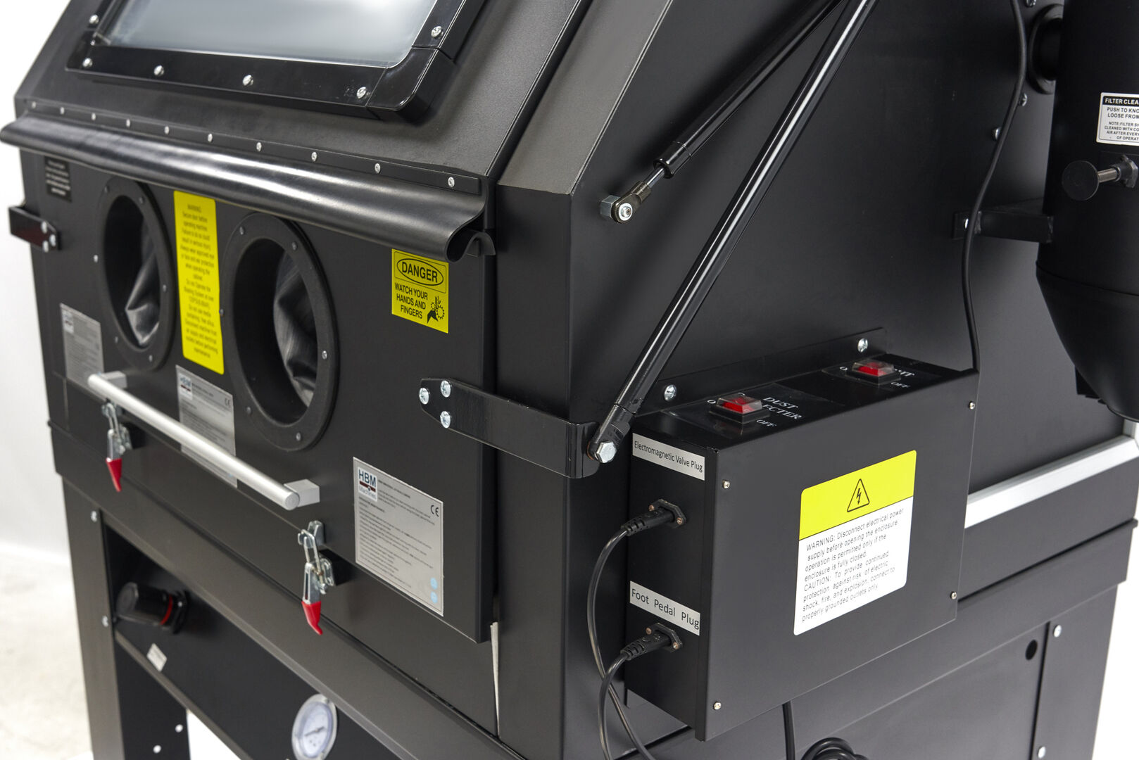 hbm-sbc-990-hoge-druk-straalcabine-met-2-afzuigers_6_nr9885