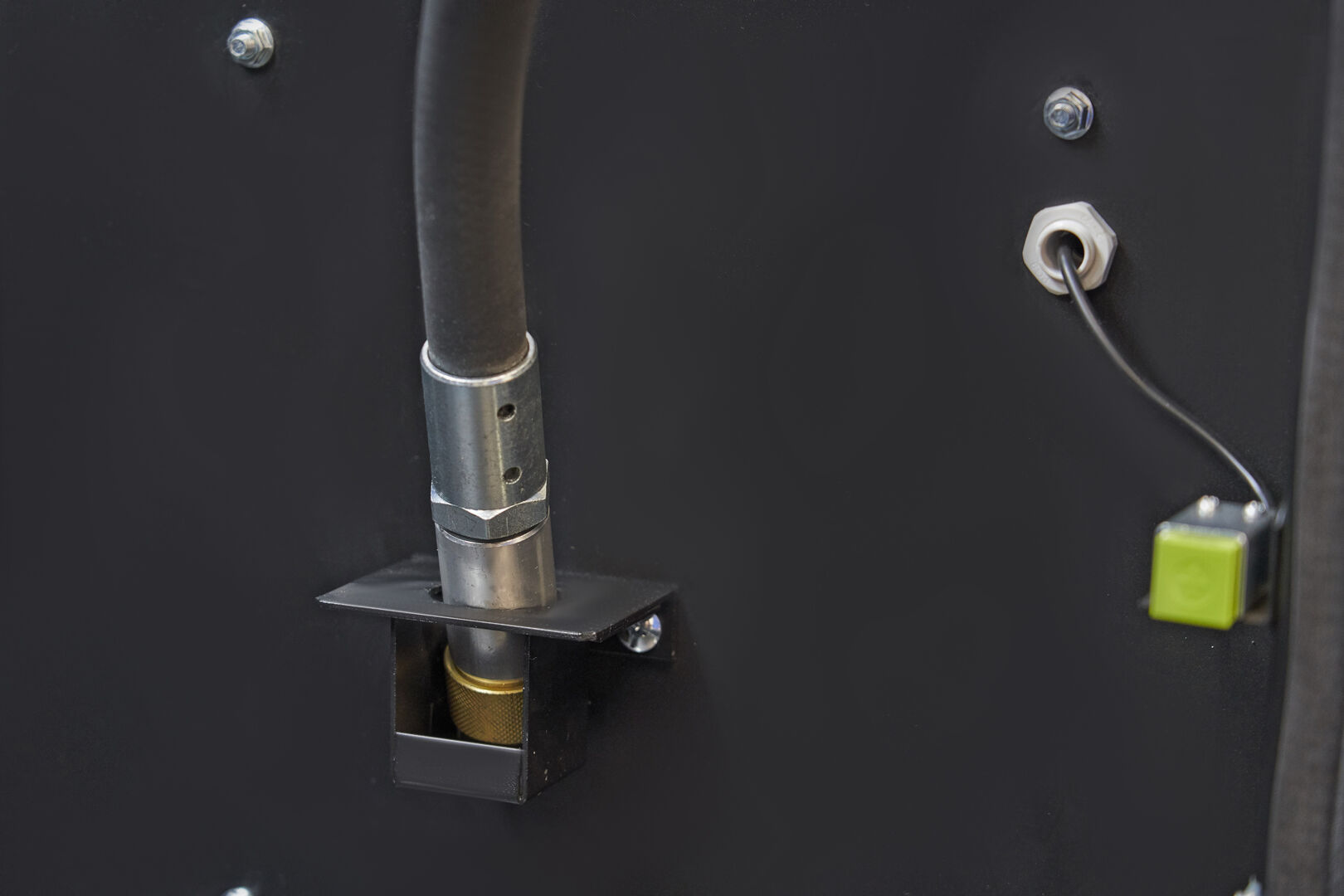 hbm-sbc-990-hoge-druk-straalcabine-met-2-afzuigers_26_nr9885